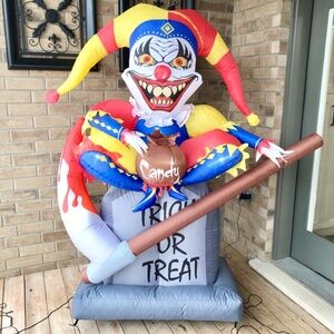 Halloween, Airblown, Inflatable, Creepy Killer Clown, 6 Foot, Lighted